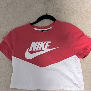 Nike tshirt womens small